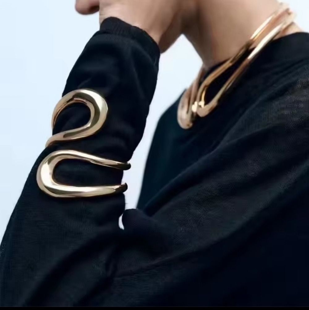 New! Gold Cuff Bracelet – Modern Geometric Statement Chunky 1020 | NWOT